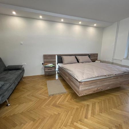 Mici'S Apartments Visoko  Экстерьер фото