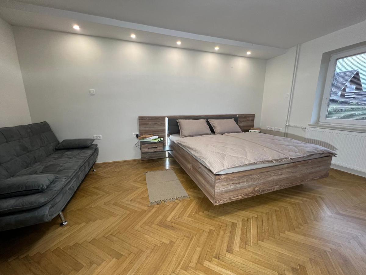 Mici'S Apartments Visoko  Экстерьер фото